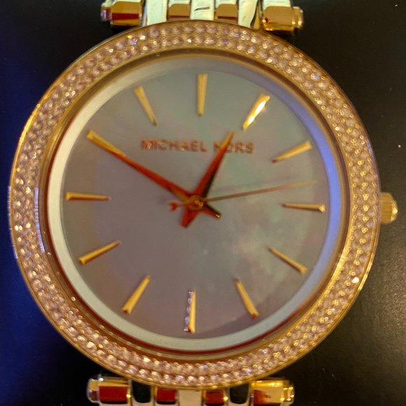 MICHAEL KORS Darci Blue Green Mother of Pearl Dial Ladies Watch - Picture 5 of 5